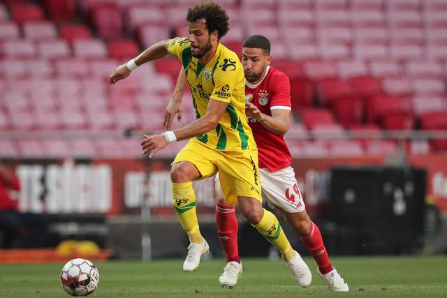 弗格31分辽宁胜四川 西尔扎提15分新疆胜同曦