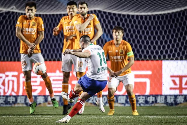 欧洲杯-亚马尔世界波破门 西班牙2-1法国进决赛