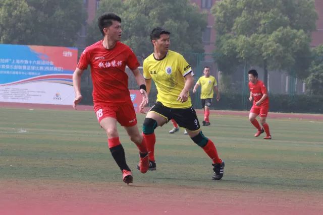 英超综合：曼联客场小胜切尔西