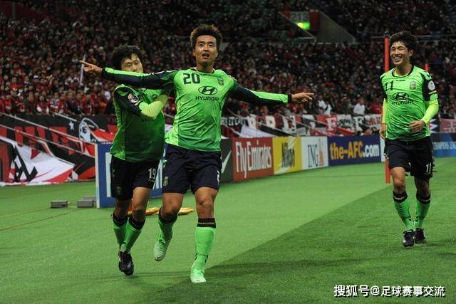 马卡报：维尼修斯获悉自己将获得2024年金球奖